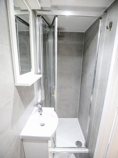 1 bedroom flat to rent, London E16