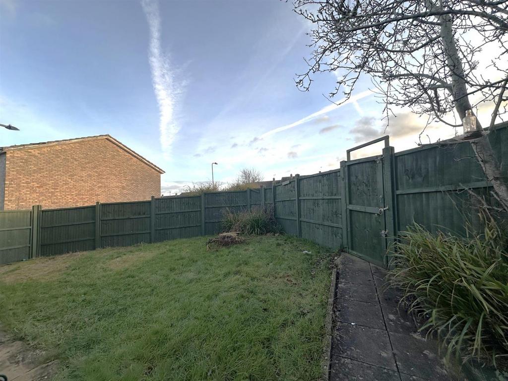 Side garden.jpg