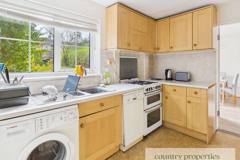3 bedroom terraced house to rent, Malmsdale, Welwyn Garden City, AL8