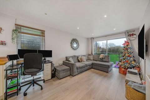 2 bedroom apartment for sale, Medhurst Drive, Bromley