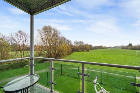 2 bedroom apartment for sale, Medhurst Drive, Bromley