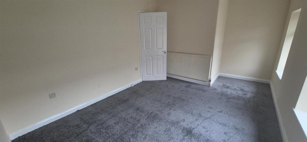 Front bedroom