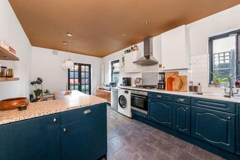 2 bedroom apartment for sale, Wolfington Road, West Norwood, London, SE27
