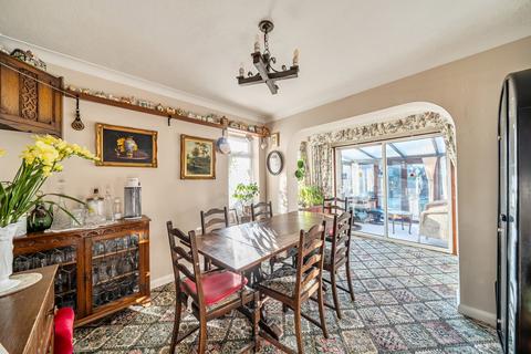 4 bedroom bungalow for sale, Heathfield Road, Woking, GU22