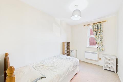 2 bedroom flat for sale, Massingberd Way, Tooting Bec