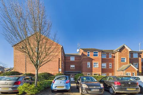 2 bedroom flat for sale, Massingberd Way, Tooting Bec