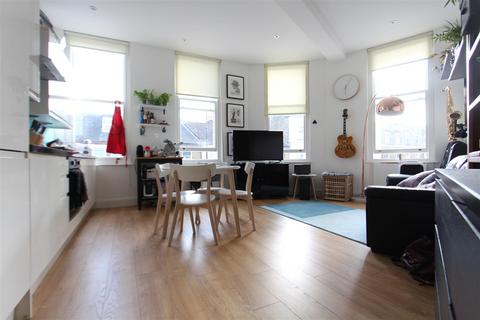 1 bedroom apartment to rent, West Green Road, Seven Sisters, N15