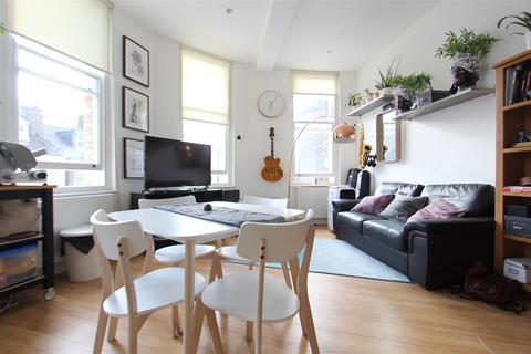 1 bedroom apartment to rent, West Green Road, Seven Sisters, N15