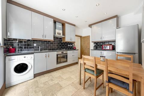 1 bedroom flat to rent, Trebovir Road, Earls Court, London, SW5