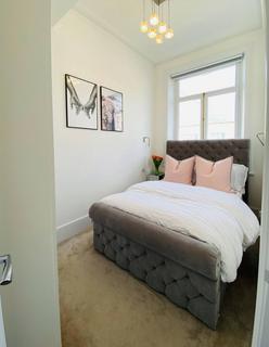 1 bedroom flat to rent, Trebovir Road, Earls Court, London, SW5