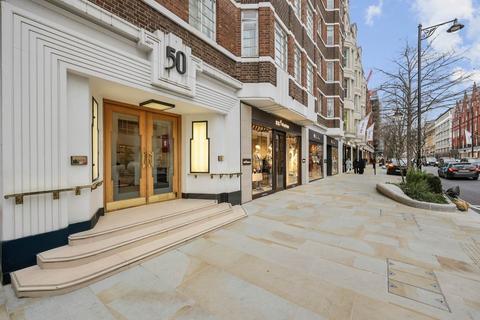 3 bedroom flat to rent, Sloane Street, London SW1X