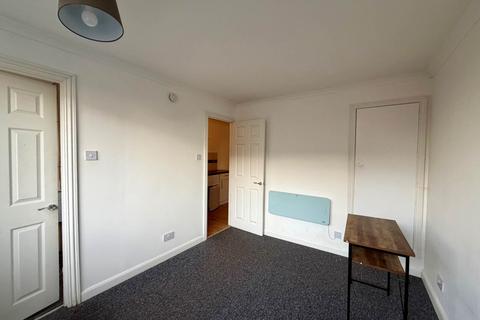 1 bedroom flat to rent, Winchester House, Aylesbury HP21