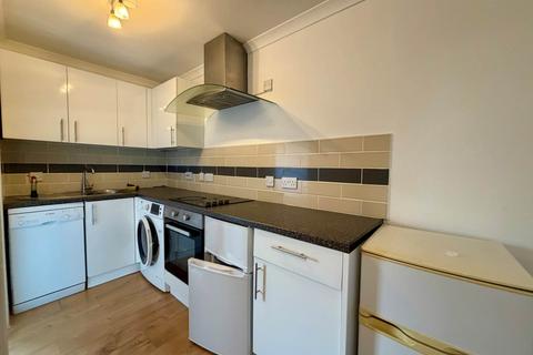 1 bedroom flat to rent, Winchester House, Aylesbury HP21