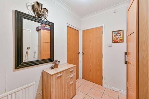 1 bedroom flat for sale, Old Bromley Road, Beckenham Hill, Bromley, BR1
