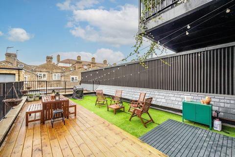 2 bedroom flat to rent, The Grand, Grange Road, Bermondsey, London, SE1