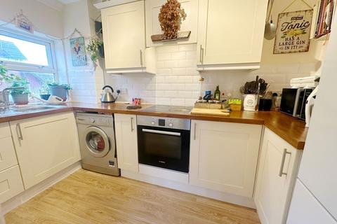 2 bedroom flat for sale, St. Andrews Road, Bedford MK40