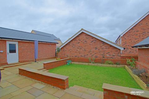 5 bedroom detached house for sale, Pembroke Lane, Whitehouse, Milton Keynes, MK8