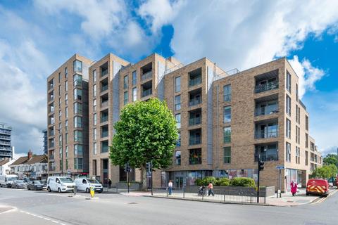 3 bedroom flat to rent, Ealing Road, Alperton, WEMBLEY, HA0