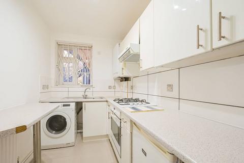2 bedroom flat to rent, Wolsey Street, Whitechapel, London, E1