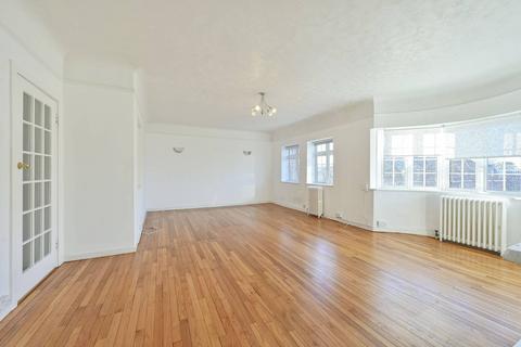 4 bedroom flat for sale, Wimbledon Close, Wimbledon Village, London, SW20