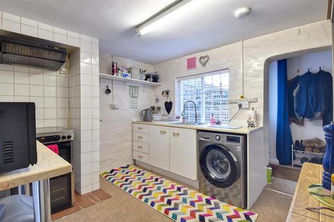 2 bedroom terraced house for sale, Bourne Lane, Hamstreet,