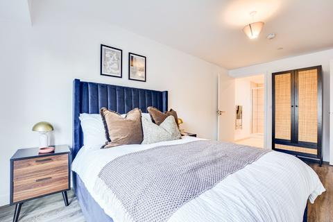 2 bedroom apartment to rent, Church Street Place, Church Street, M30