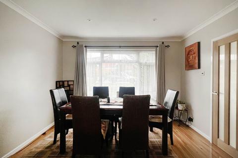 undefined, Cleveland Gardens, Worcester Park