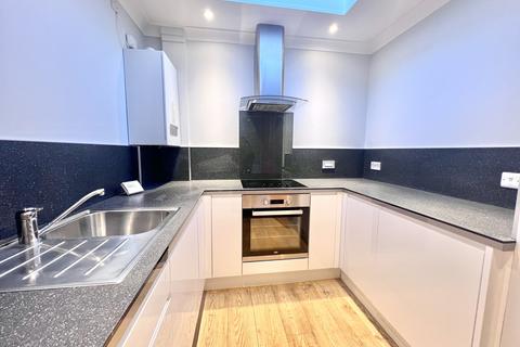 2 bedroom flat to rent, Fareham, PO14