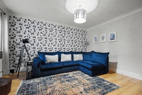3 bedroom semi-detached house for sale, Clover Gardens, Stamford