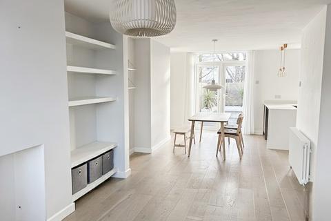 3 bedroom semi-detached house to rent, Poole, Dorset