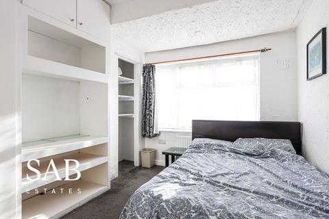 undefined, Bourne View, Greenford, UB6
