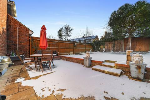 4 bedroom semi-detached house for sale, Adastral Close, Newmarket CB8
