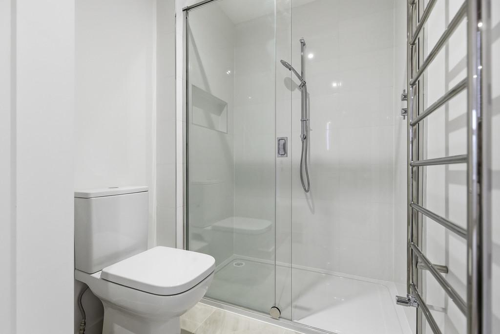 2 Blackheath Road 32