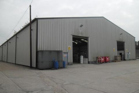 Warehouse to rent - 3-3A Bluebell Business Estate Uckfield TN22 3HQ