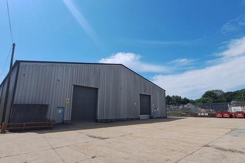 Warehouse to rent, 3-3A Bluebell Business Estate Uckfield TN22 3HQ