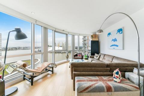 Ontario Tower, New Providence Wharf, London, E14