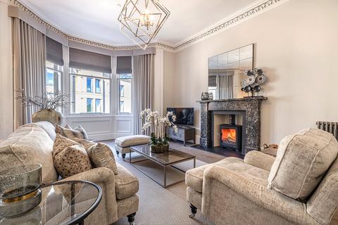 3 bedroom apartment to rent, Lynedoch Place, Park, Glasgow