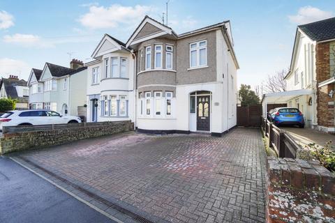 undefined, High Street, Southend-on-sea SS3