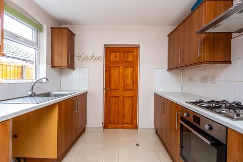 3 bedroom terraced house for sale, Robinson Road, Rushden NN10