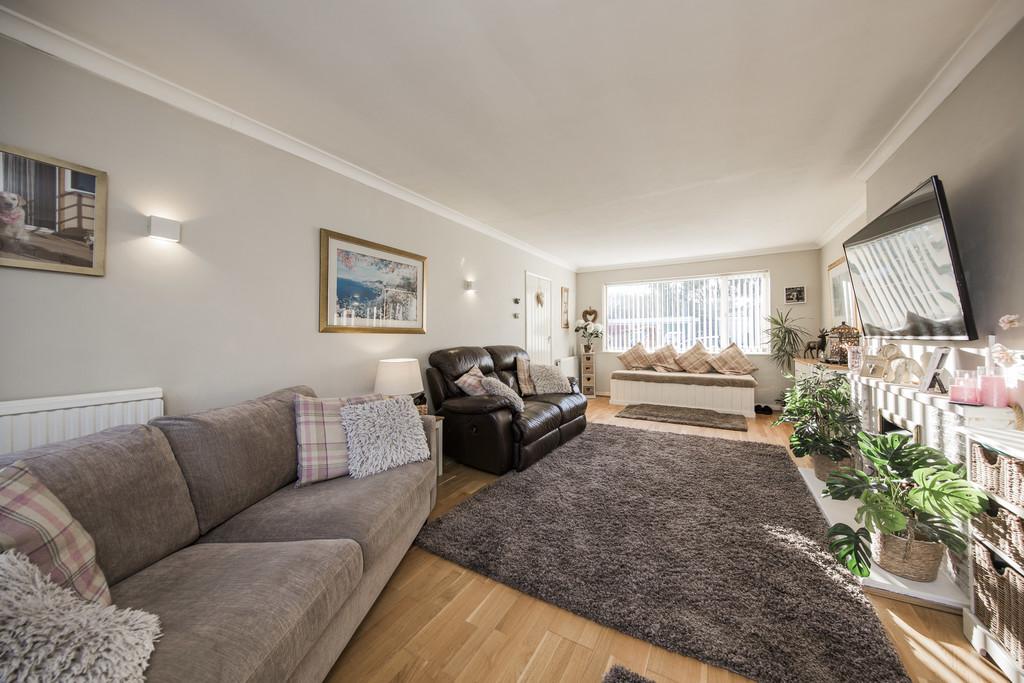 Sitting room 4