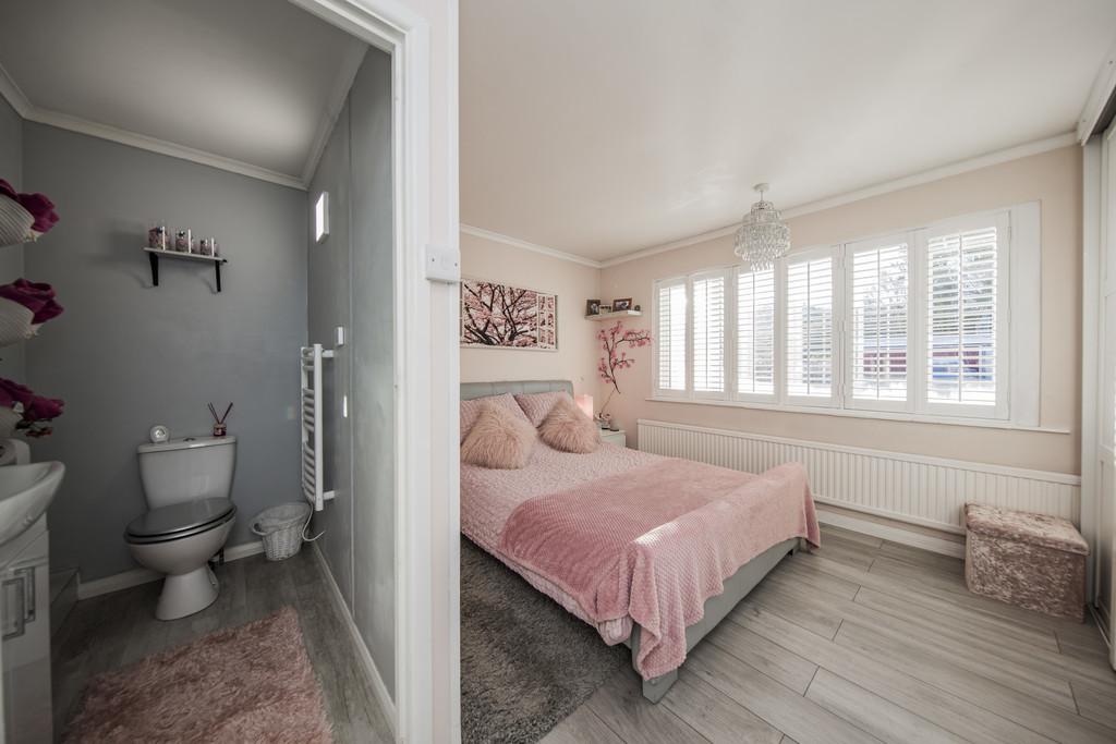 Main bedroom 2