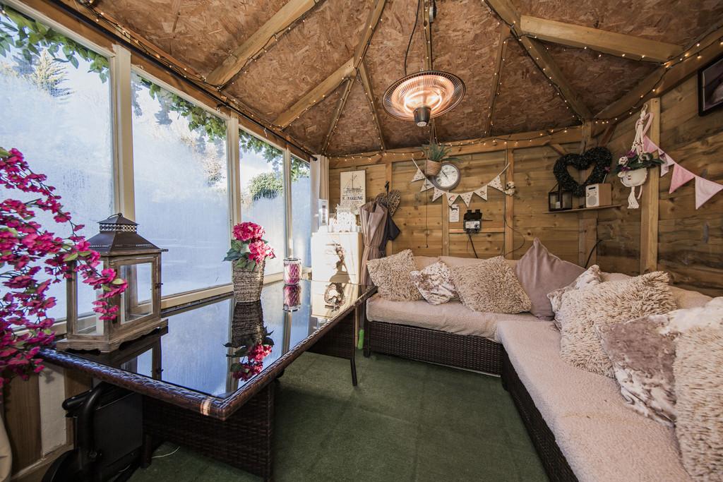 Garden room 1