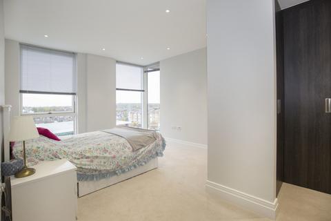 2 bedroom apartment to rent, Queenshurst Square, Kingston Upon Thames KT2