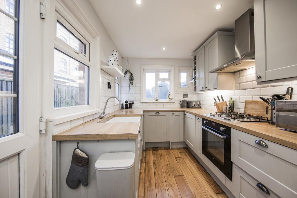 Kitchen 1