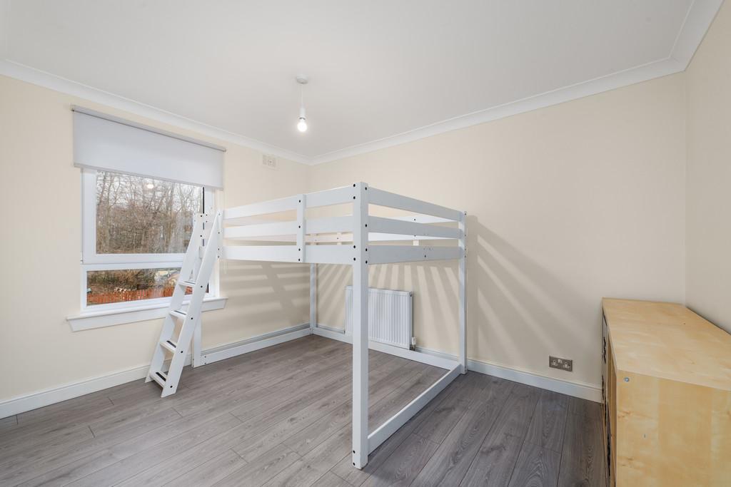 157 Riddochhill Road 19