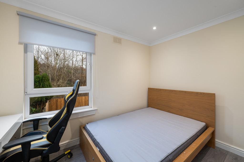 157 Riddochhill Road 23