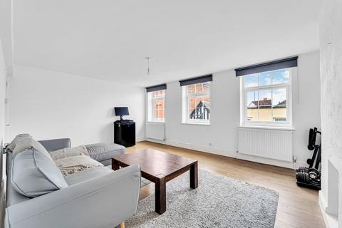 1 bedroom flat for sale, Church Street, Windsor SL4