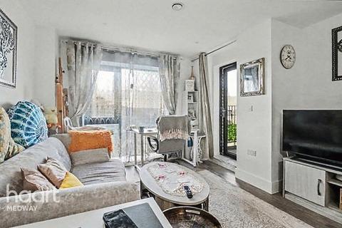 undefined, Whiffens Avenue, Chatham