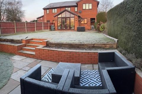 3 bedroom semi-detached house for sale, Ruabon, Wrexham