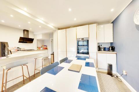 4 bedroom semi-detached house for sale, Charterhouse Road, Orpington